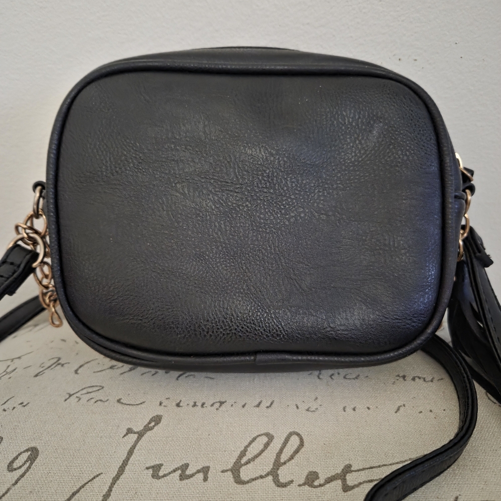 Black Fringe w/Star Embellishments Shoulder Bag Crossbody - Picture 4 of 10
